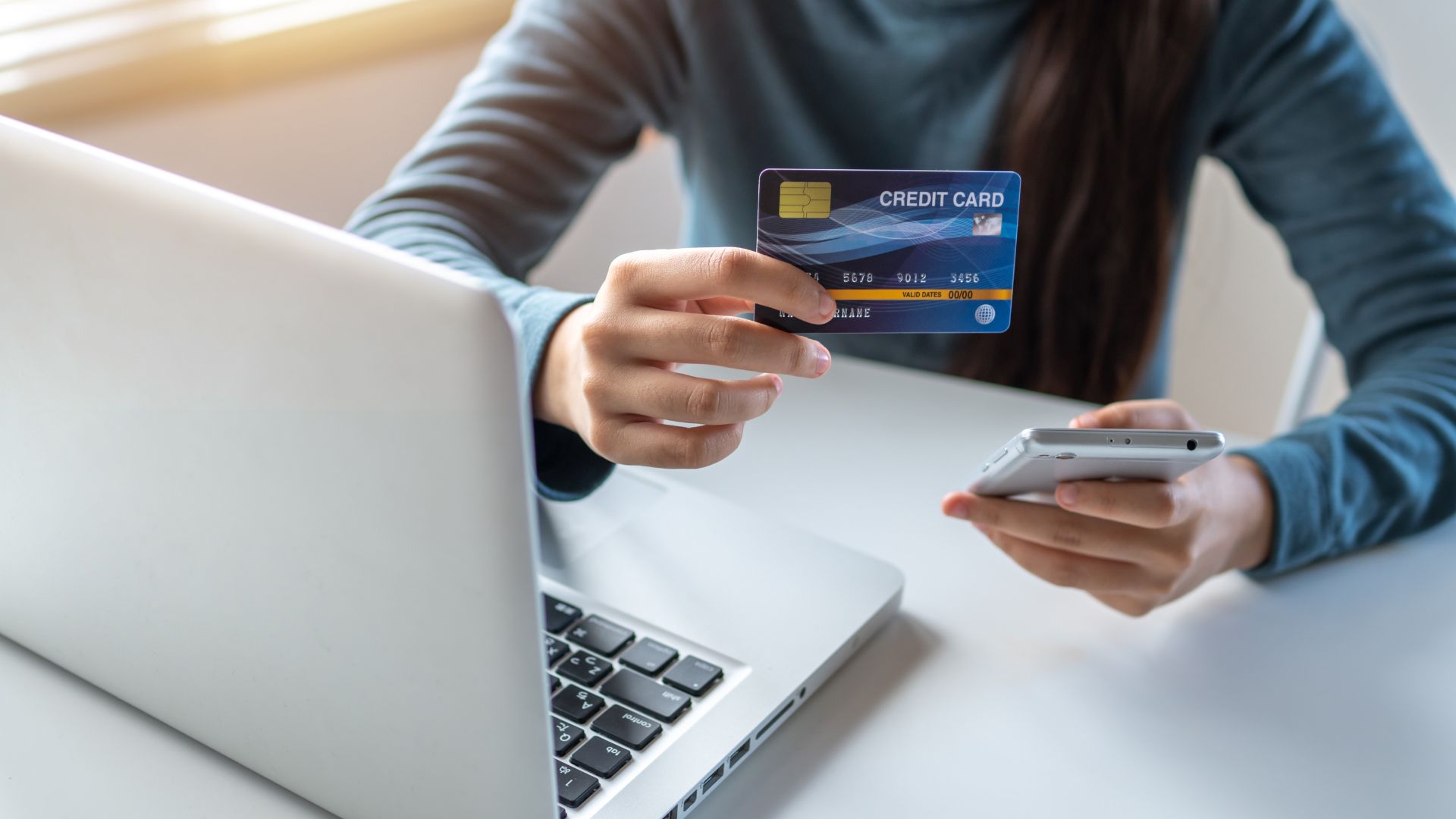 How to Pay for Translation and Writing Tools in Romania